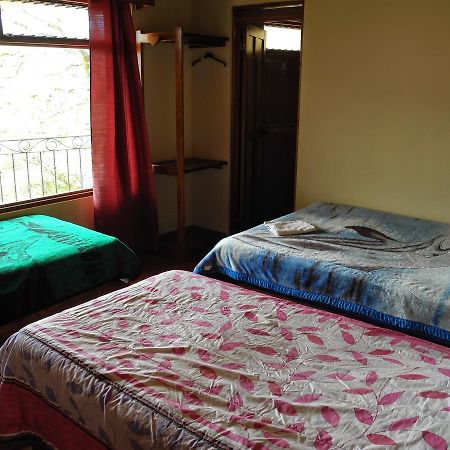 Sleepers Sleep Cheaper Hostel Монте-Верде Экстерьер фото